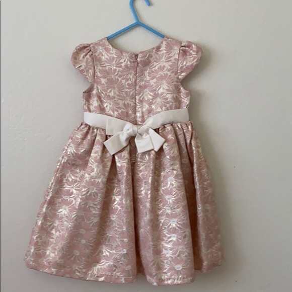 Beige, gold and pink dress - Picture 2 of 4